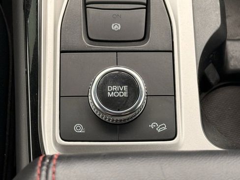 Used 2022 Ford Explorer ST-Line image 33