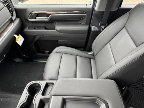 New 2026 Chevrolet Silverado 3500 LT w/ All Star Edition image 19