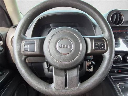 Used 2014 Jeep Patriot Sport w/ Power Value Group FWD image 15