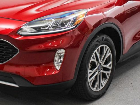 Certified 2021 Ford Escape SEL w/ Technology Package AWD/4WD image 4
