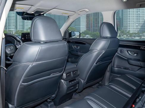 Certified 2025 Honda Pilot EX-L image 21