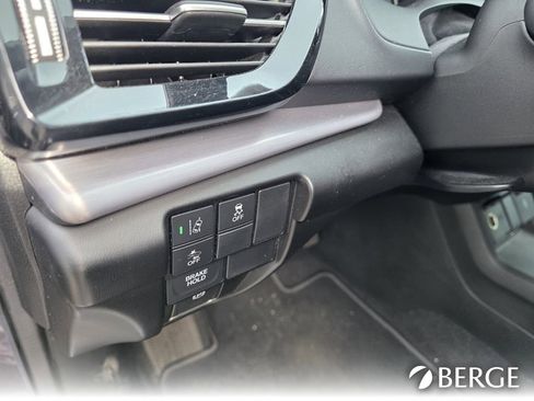 Used 2019 Acura RDX Base image 17