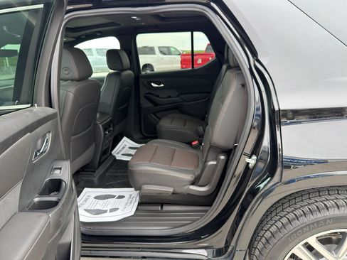 Used 2023 Chevrolet Traverse High Country AWD/4WD image 29