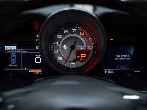 Used 2020 Ferrari Portofino image 20