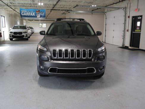 Used 2018 Jeep Cherokee Limited AWD/4WD image 13
