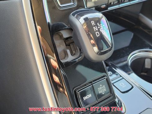 Used 2024 Toyota Mirai w/ Advanced Technology Package RWD image 22