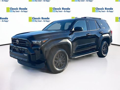 Used 2025 Toyota 4Runner SR5 image 3