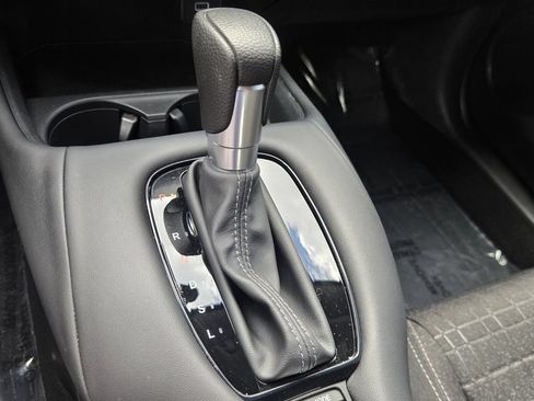 Certified 2025 Honda HR-V LX image 18