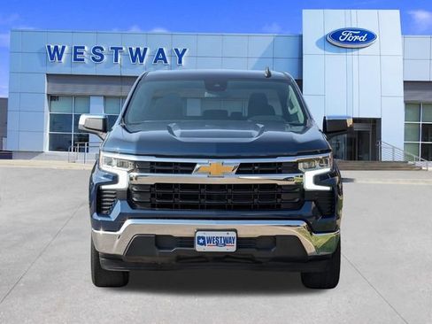 Used 2022 Chevrolet Silverado 1500 LT RWD image 8