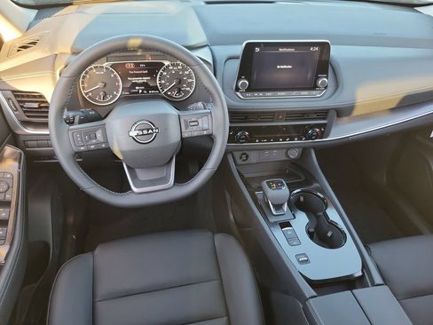New 2026 Nissan Rogue Dark Armor FWD image 5