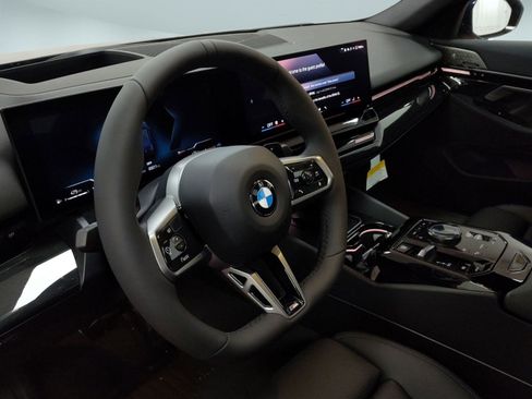 New 2026 BMW 530i xDrive 530i xDrive w/ M Sport Package image 19