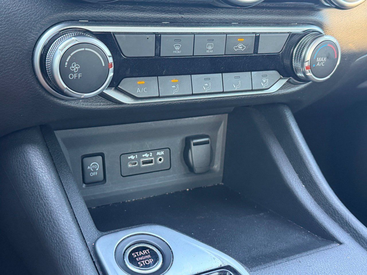 Certified 2024 Nissan Sentra SV FWD image 15