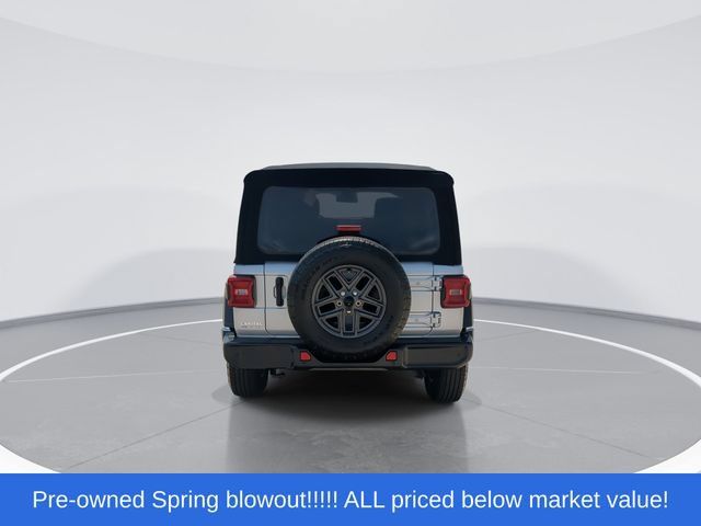 Used 2024 Jeep Wrangler Unlimited Sport AWD/4WD image 7