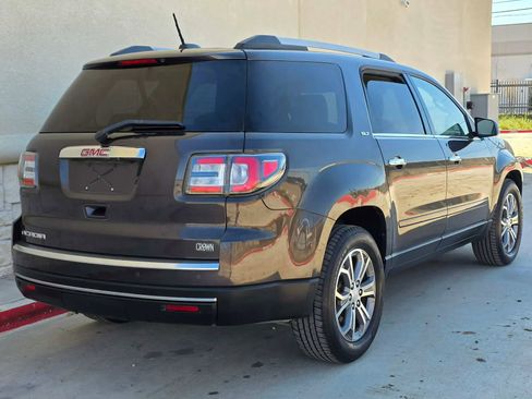 Used 2016 GMC Acadia SLT image 3