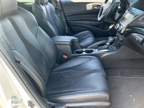 Used 2020 Acura ILX FWD image 9