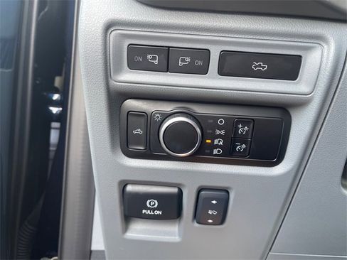 Used 2024 Ford F150 Lightning XLT image 17