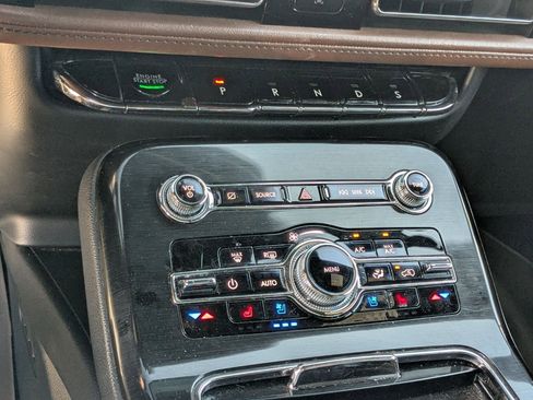 Used 2022 Lincoln Nautilus Reserve w/ Equipment Group 201A image 18