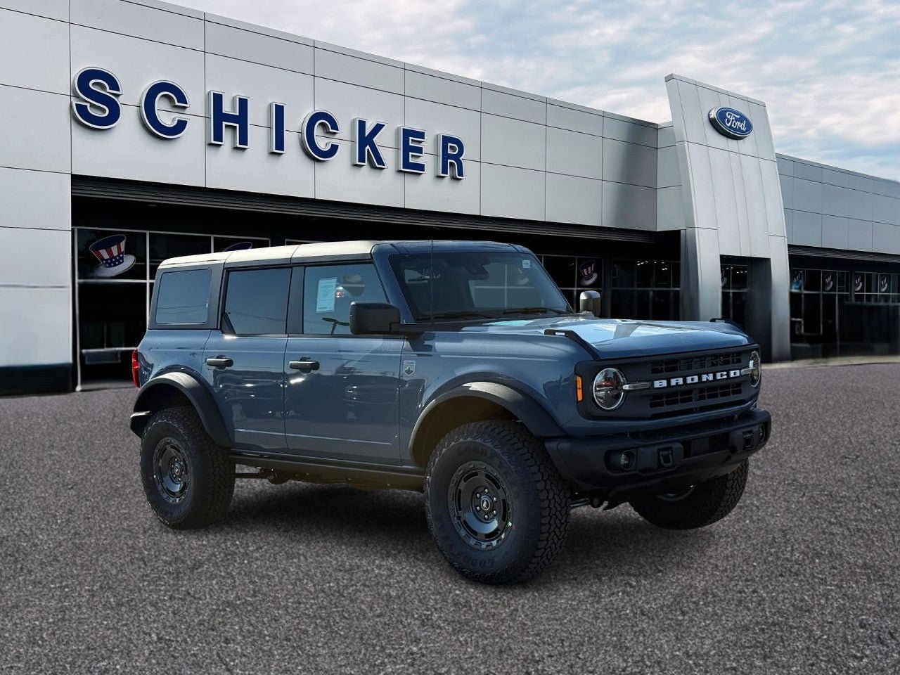 Used 2025 Ford Bronco Big Bend w/ Black Diamond Package AWD/4WD image 1