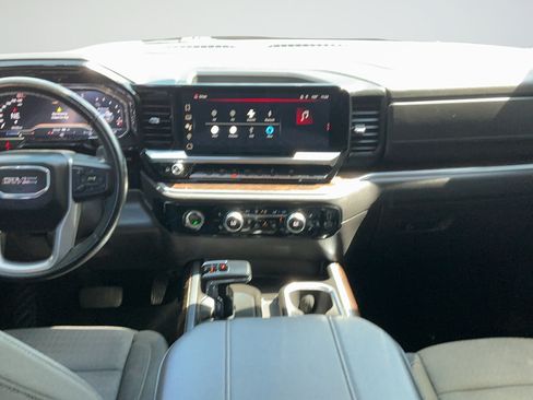 Used 2024 GMC Sierra 1500 Elevation RWD image 7