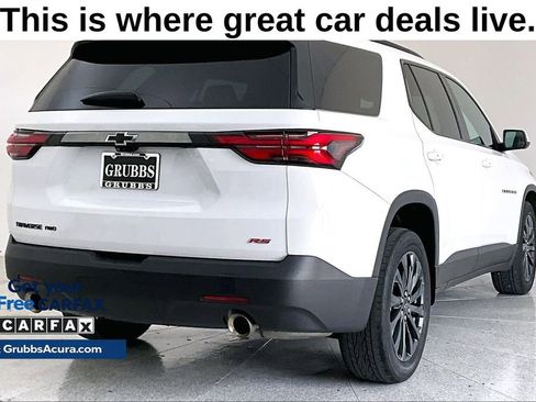 Used 2023 Chevrolet Traverse RS AWD/4WD image 15