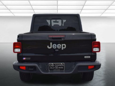 Used 2023 Jeep Gladiator Overland AWD/4WD image 11
