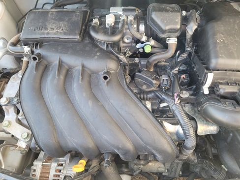 Used 2019 Nissan Versa SV FWD image 30