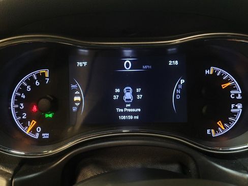 Used 2018 Jeep Grand Cherokee Altitude RWD image 23