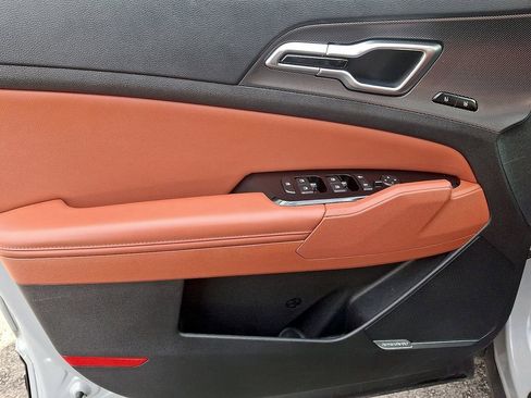 Certified 2023 Kia Sportage SX image 12