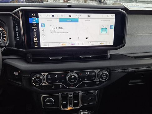 New 2025 Jeep Wrangler Sahara w/ Technology Group image 17