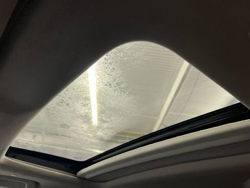 Used 2024 Honda CR-V EX image 12