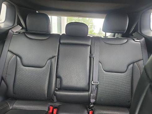 Used 2023 Jeep Compass Limited w/ Sun and Sound Group AWD/4WD image 41