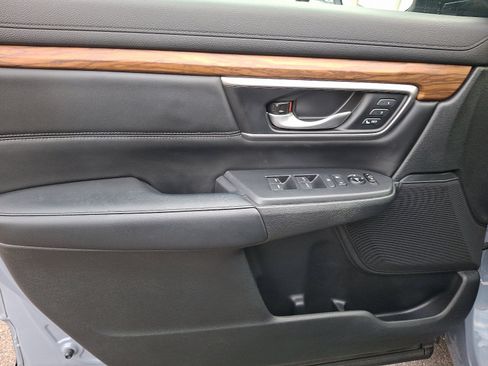 Used 2020 Honda CR-V Touring image 12