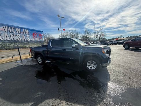 Used 2022 GMC Sierra 1500 SLE image 4