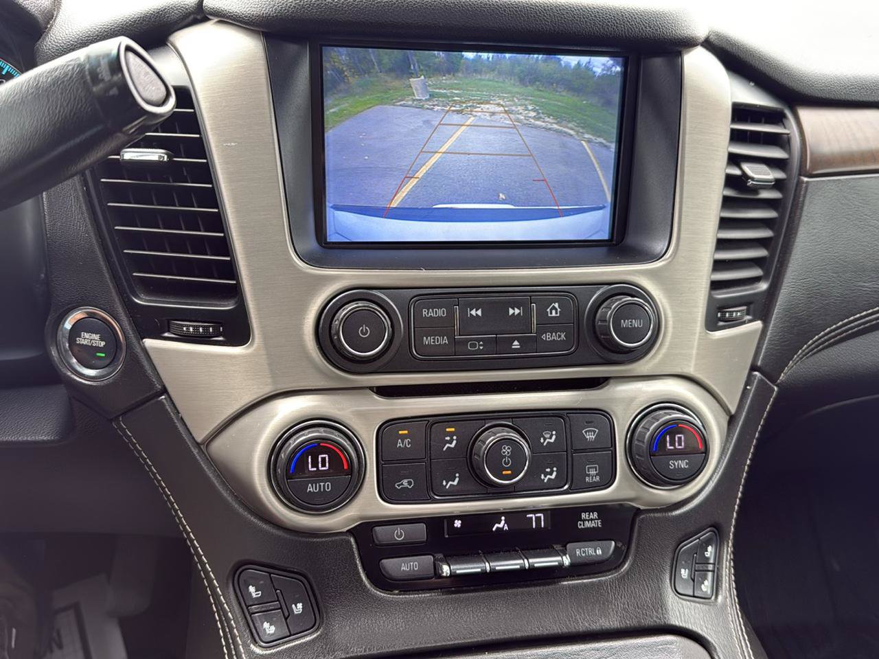 Used 2019 GMC Yukon Denali w/ Denali Ultimate Package AWD/4WD image 18