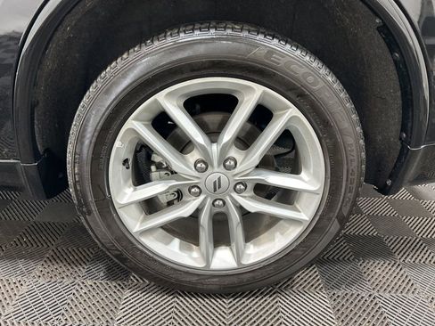 Used 2025 Dodge Durango GT AWD/4WD image 36