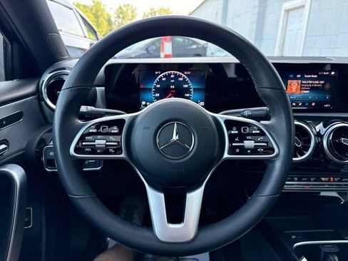 Used 2019 Mercedes-Benz A 220 4MATIC image 19