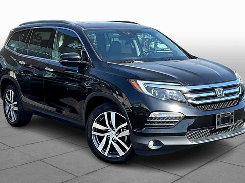 Used 2016 Honda Pilot Elite image 2