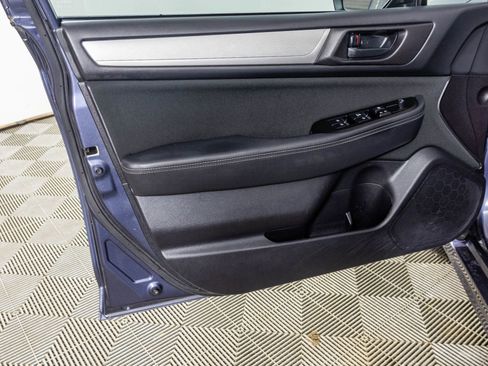 Used 2017 Subaru Legacy 2.5i image 32