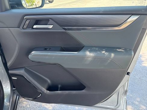 New 2026 GMC Acadia AT4 w/ Super Cruise Package AWD/4WD image 48