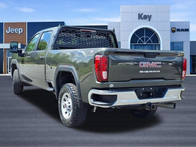 Used 2023 GMC Sierra 3500 Pro w/ Convenience Package AWD/4WD image 3