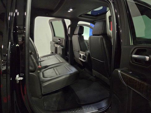 Used 2022 GMC Sierra 2500 Denali image 75