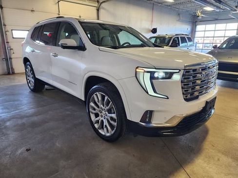 Used 2025 GMC Acadia Denali w/ Super Cruise Package AWD/4WD image 5
