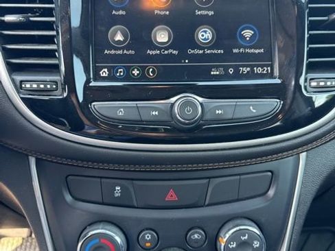 Used 2018 Chevrolet Trax LT image 10