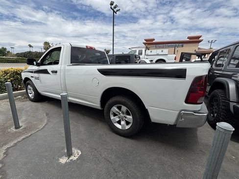 Used 2016 RAM 1500 Tradesman w/ Chrome Appearance Group RWD image 3