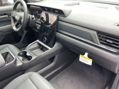 New 2026 GMC Terrain AT4 AWD/4WD image 29