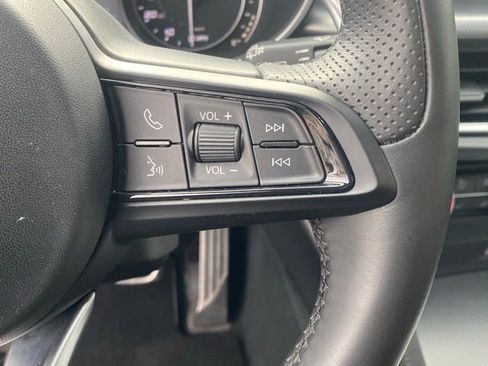 Used 2023 Alfa Romeo Stelvio Veloce image 22