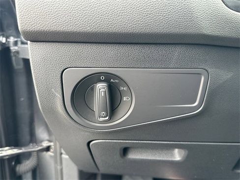 Used 2024 Volkswagen Tiguan Wolfsburg Edition image 25