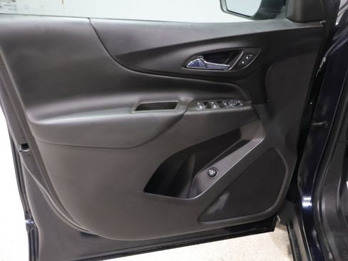 Used 2021 Chevrolet Equinox LT image 13