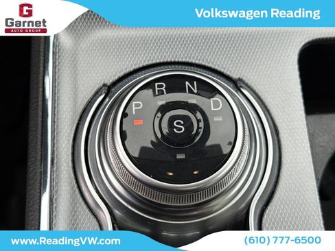 Used 2021 Ford Edge Titanium w/ Equipment Group 301A image 16