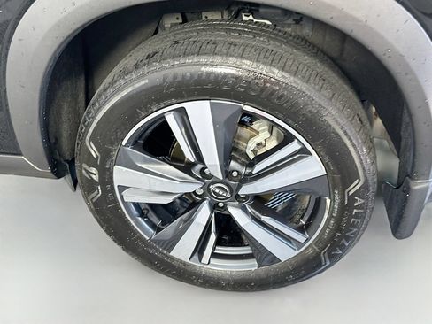 Certified 2023 Nissan Rogue SL AWD/4WD image 31